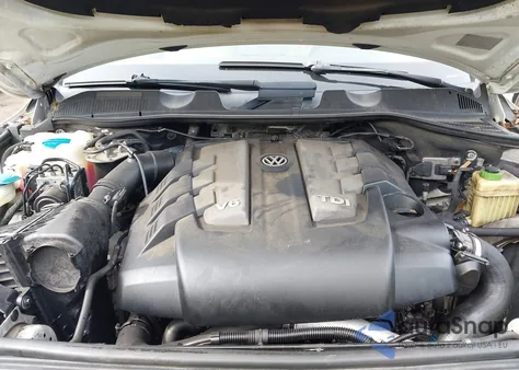 2014 Volkswagen Touareg Tdi Executive z USA, uszkodzony, nr VIN WVGEP9BP7ED001268